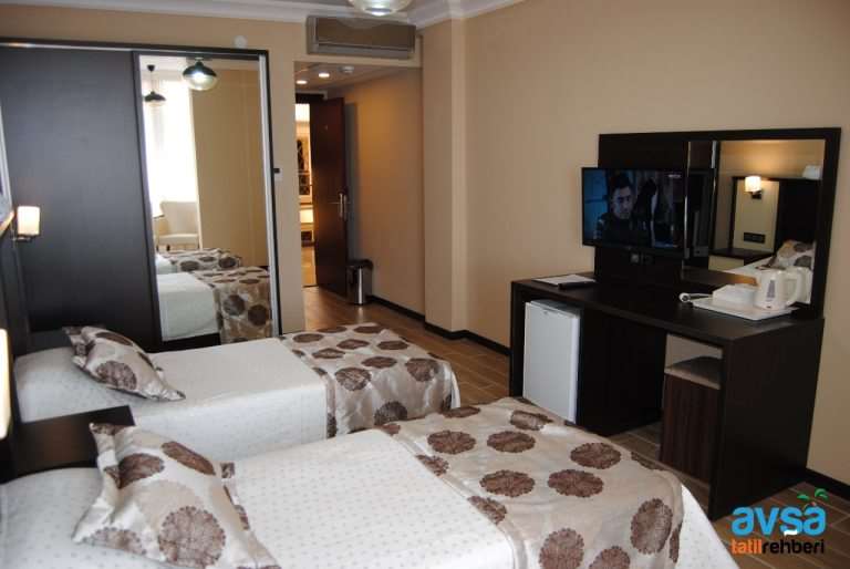 Avşa Adası’nda Yaz Kış Açık Oteller 2026