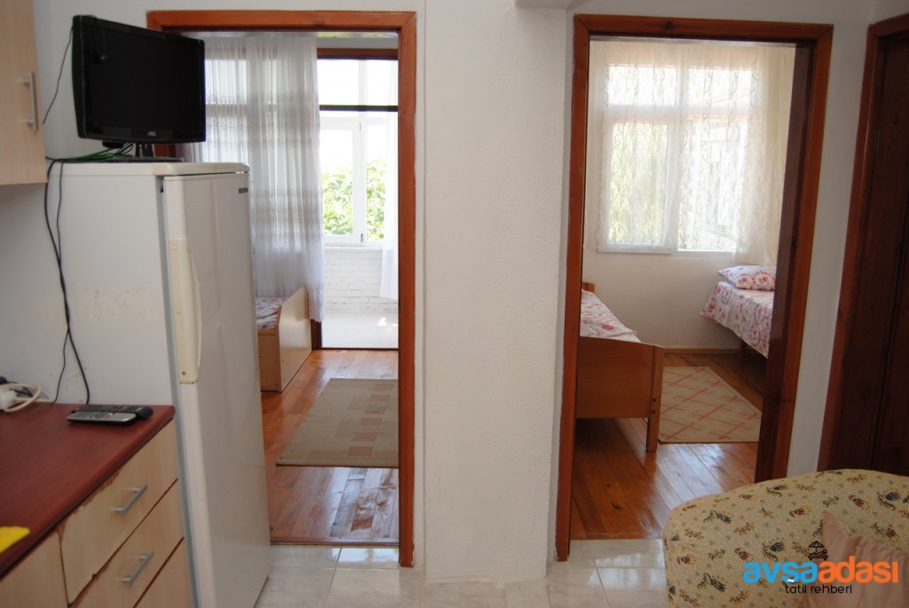 ASMALI APART YİĞİTLER