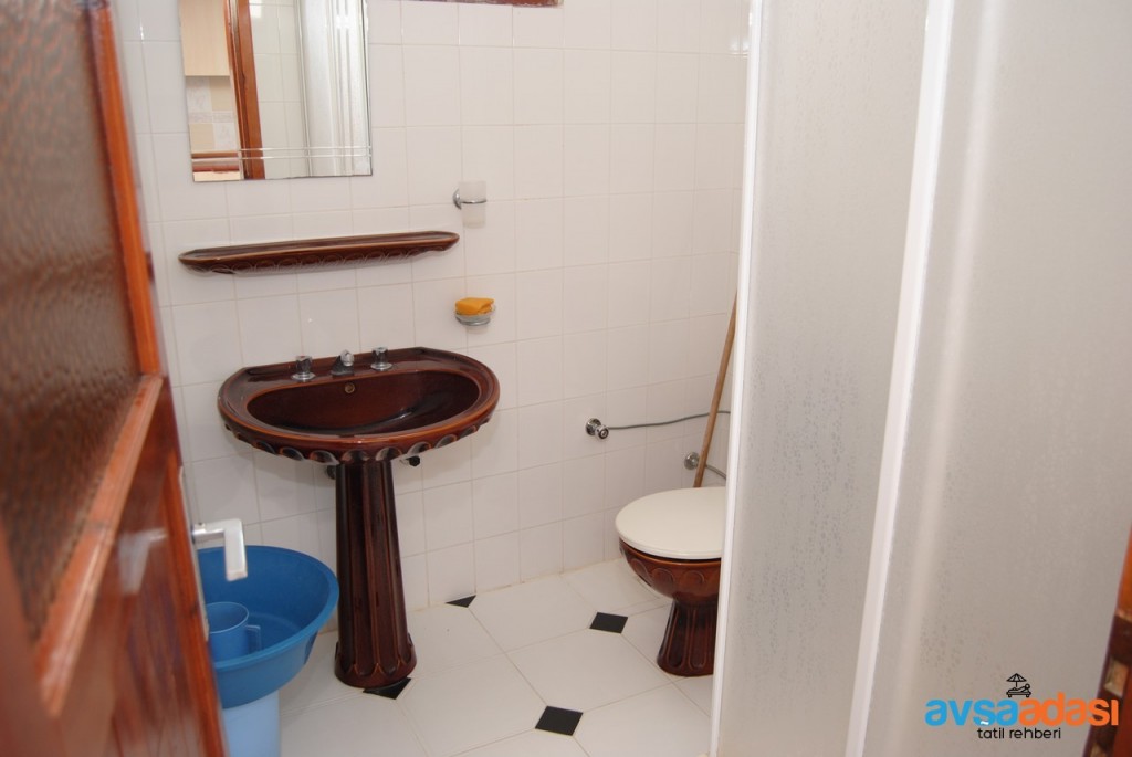 ASMALI APART YİĞİTLER