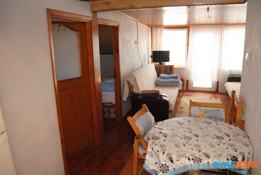 ASMALI APART YİĞİTLER