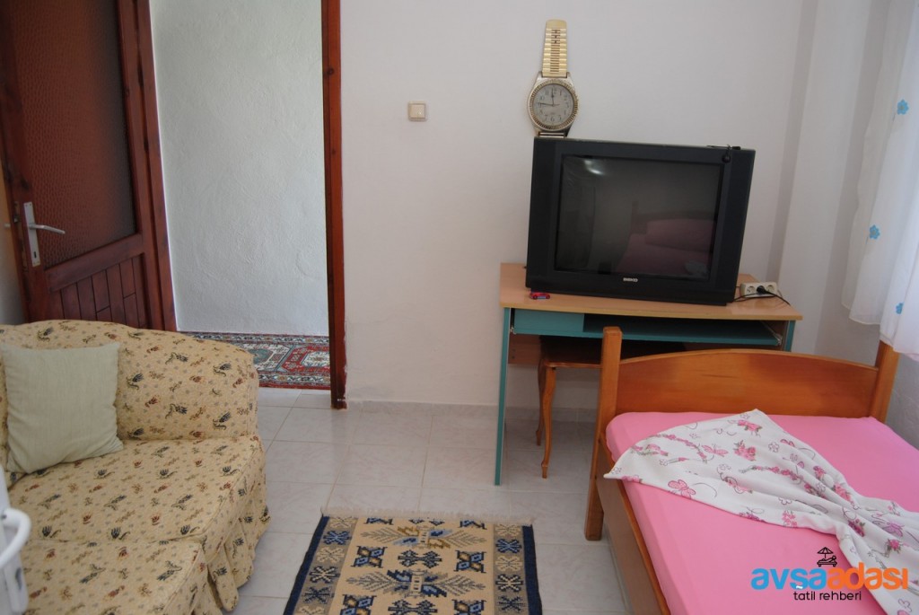 ASMALI APART YİĞİTLER