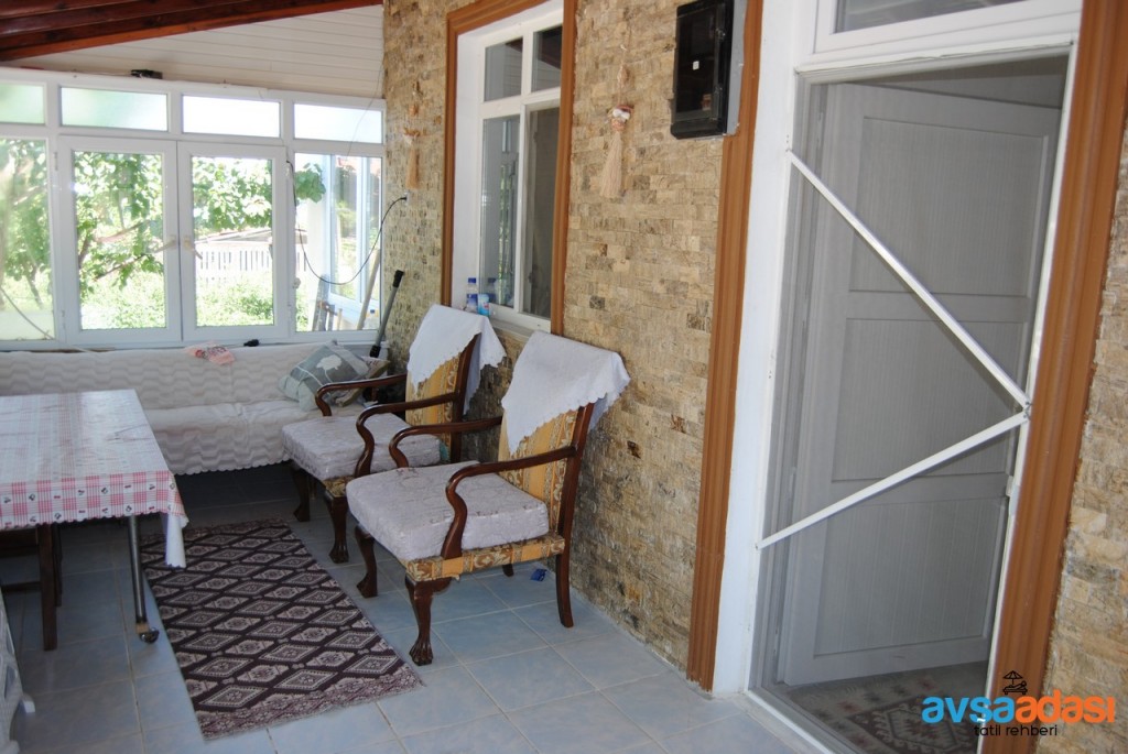 ASMALI APART YİĞİTLER