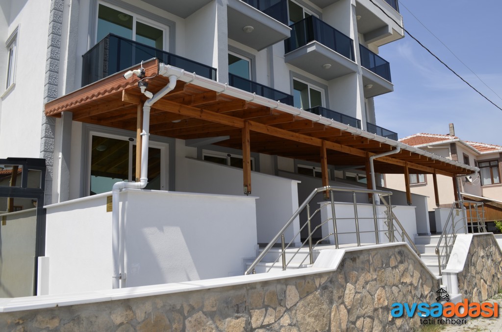 Lavinia Otel Yiğitler