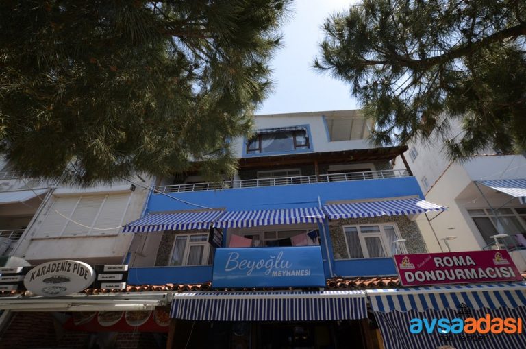 DREAM’S APART AVŞA