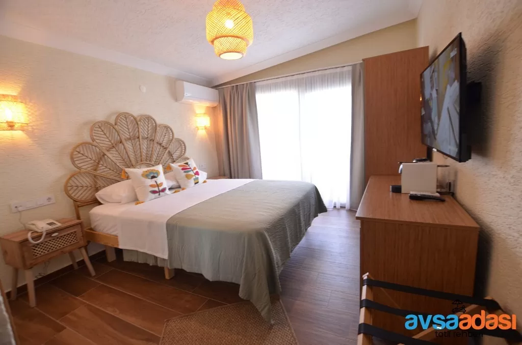 Avşa Adası Kışın Açık Oteller