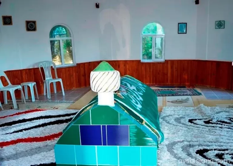 Avşa Adası’nda Türbe Varmı?